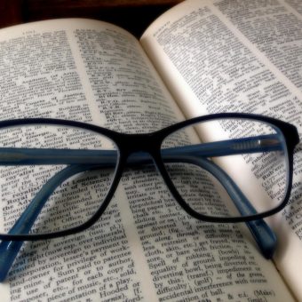 glasses-wink-optometry